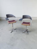 Sedia-girevole-modello-Techno-di-Philippe-Starck-per-lOreal-Italia-anni-80